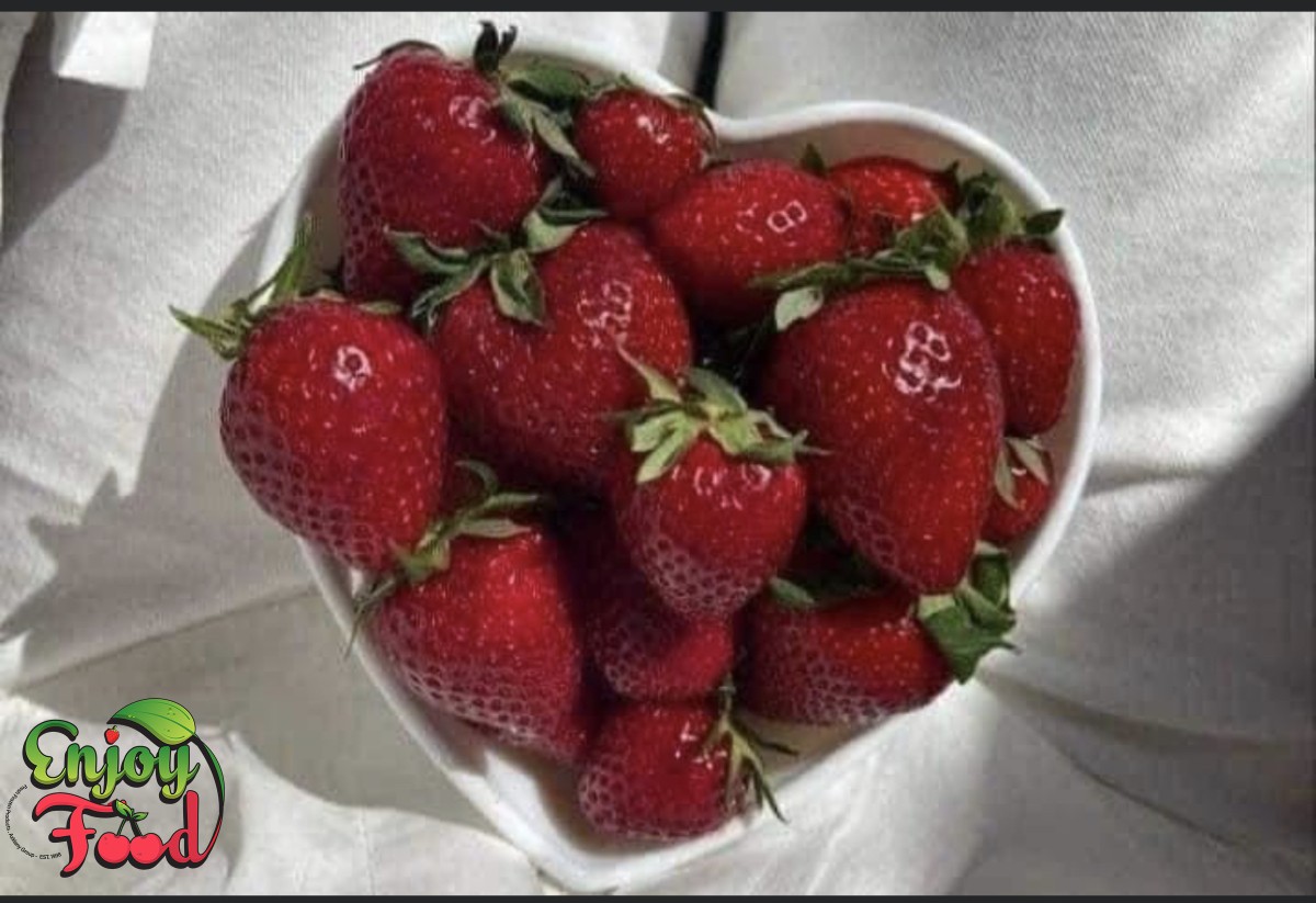 Whole Fresh Strawberry